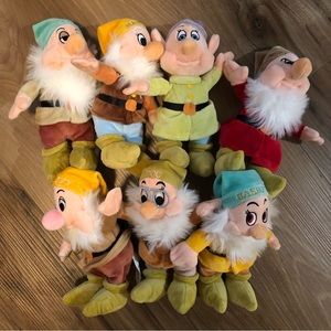 Disney Snow White 7 Dwarves Complete Set Soft Plush Stuffed Animal Dolls 9”